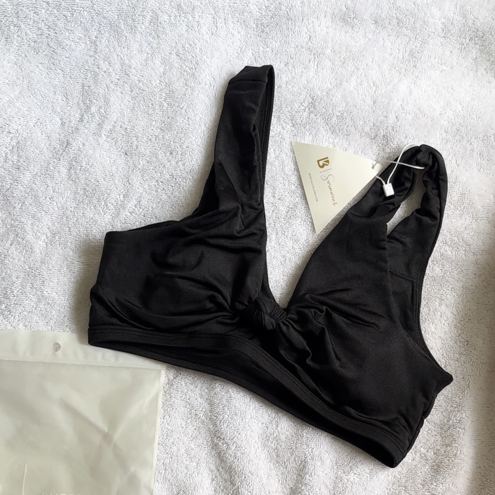 S BUFFBUNNY twisted bikini top